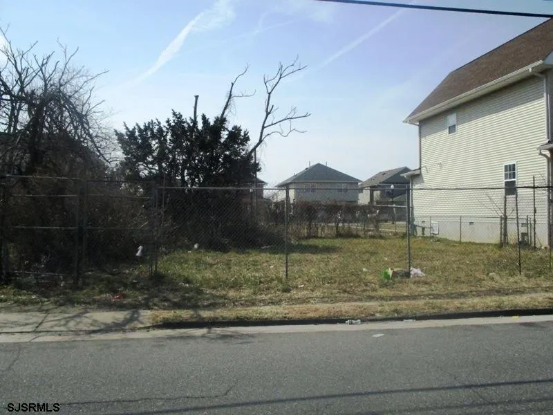 110 N New Jersey Ave Atlantic City, NJ 08401
