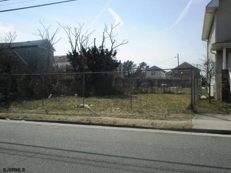 110 N New Jersey Ave Atlantic City, NJ 08401