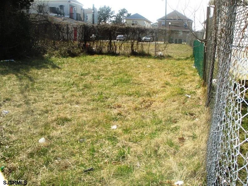 110 N New Jersey Ave Atlantic City, NJ 08401