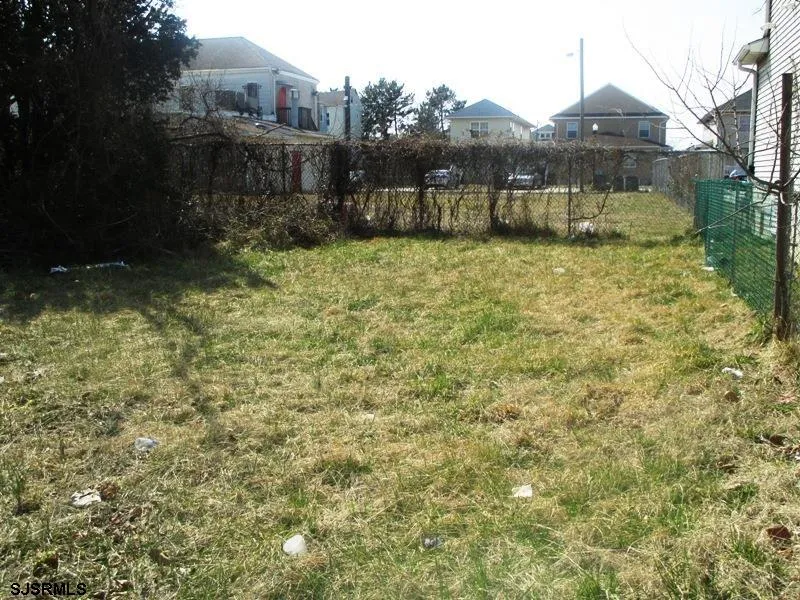 110 N New Jersey Ave Atlantic City, NJ 08401