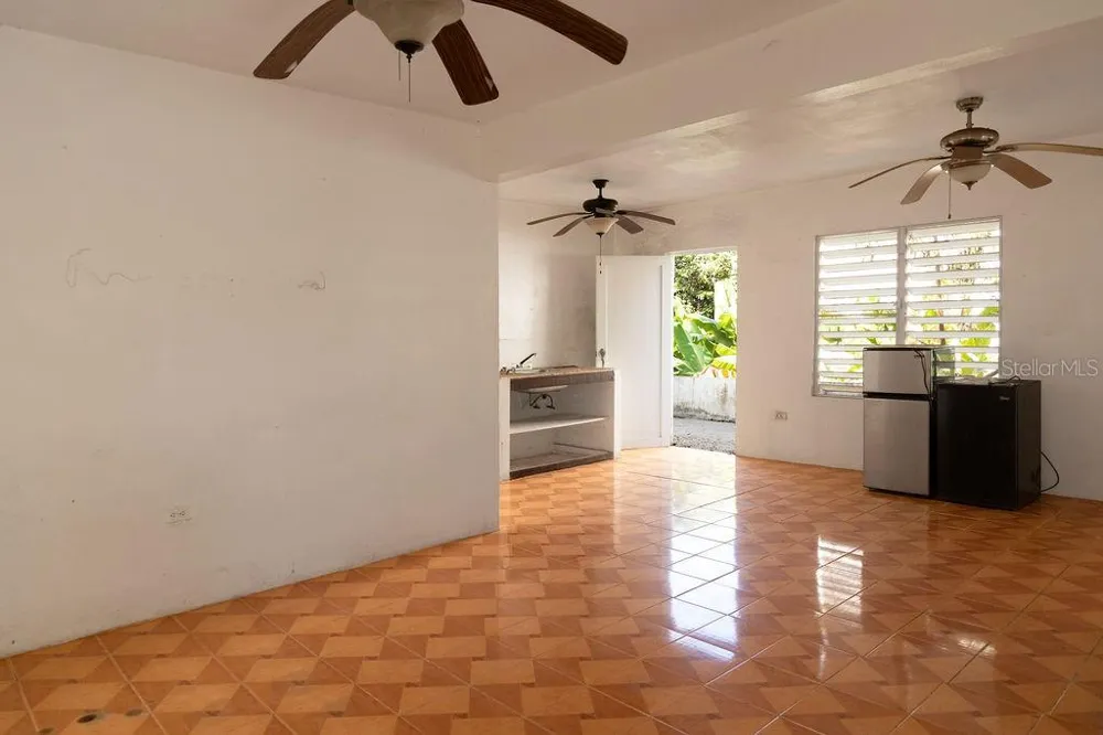 378 CALLE GIRASOLES Vieques, PR 00765