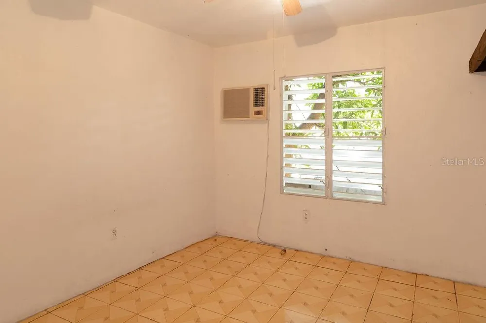378 CALLE GIRASOLES Vieques, PR 00765