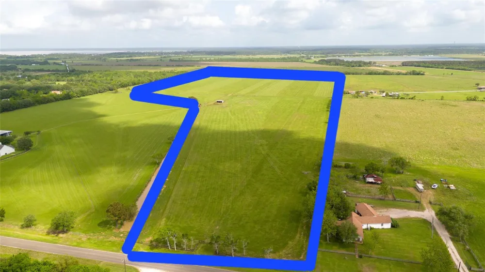 3448 Belton Lane Anahuac, TX 77514