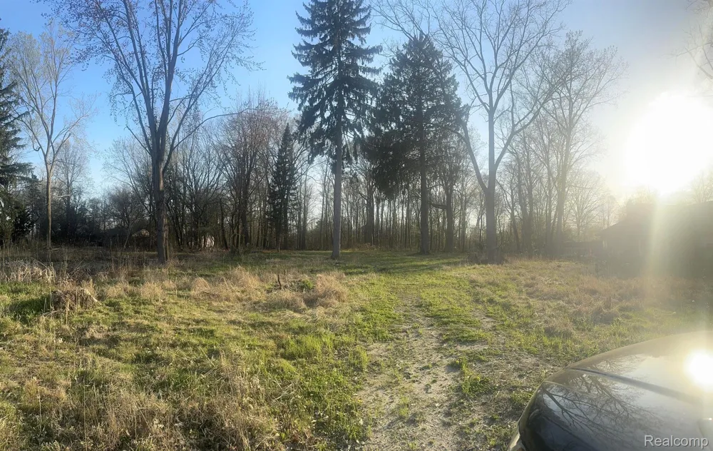 24960 CROCKER BOULEVARD Harrison Charter Township, MI 48045