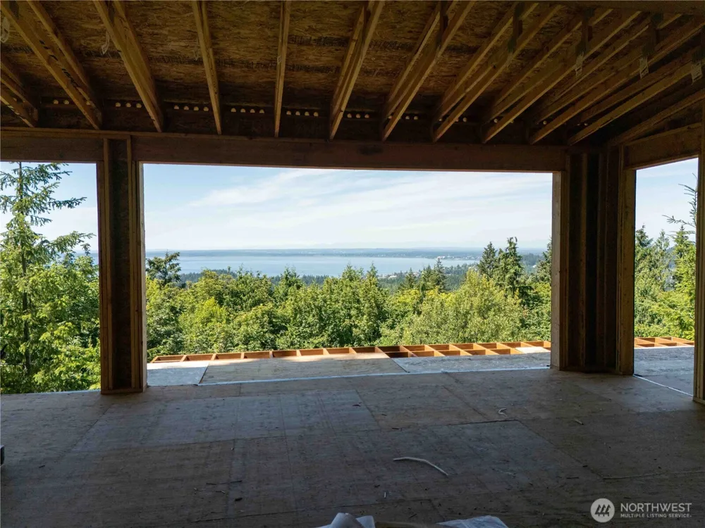 1697 Chuckanut Crest Drive Bellingham, WA 98229