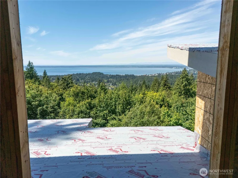 1697 Chuckanut Crest Drive Bellingham, WA 98229