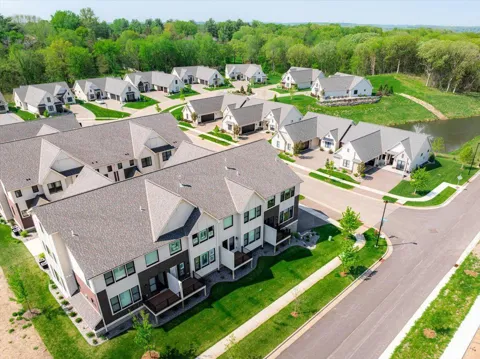 2313 Simply Living Lane #B