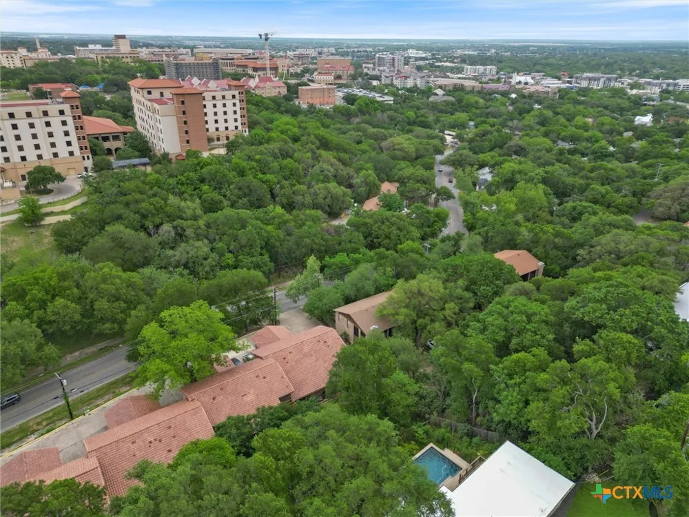 821 Old Ranch Road 12 San Marcos, TX 78666