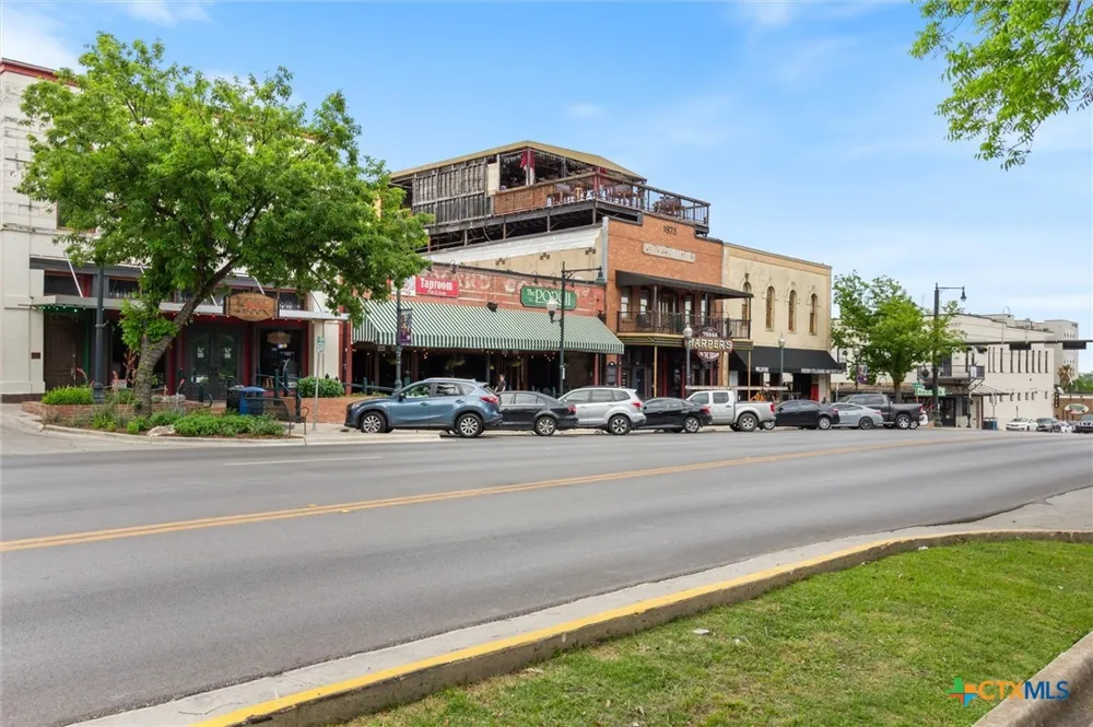 821 Old Ranch Road 12 San Marcos, TX 78666