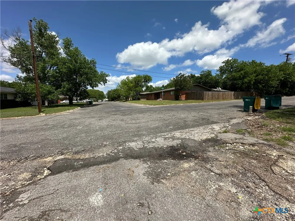 126 Cottonwood Drive Gatesville, TX 76528