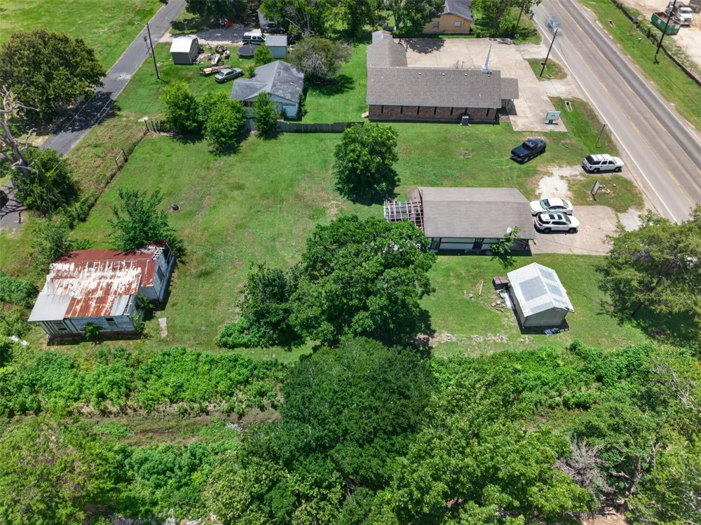 611 Florida Street Navasota, TX 77868