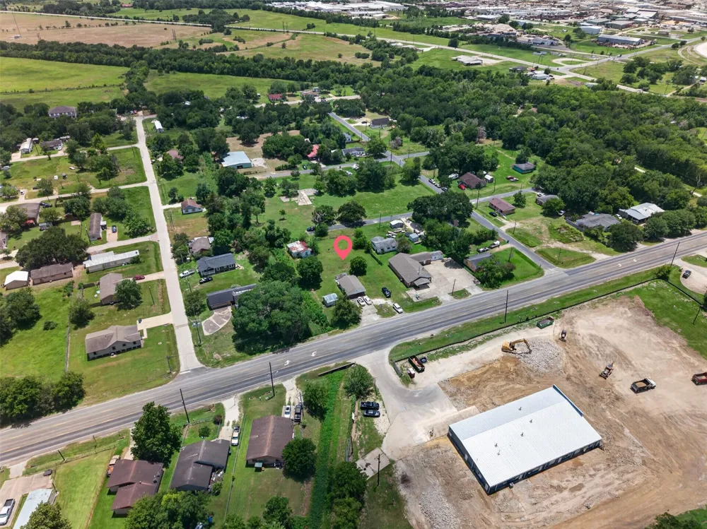 611 Florida Street Navasota, TX 77868