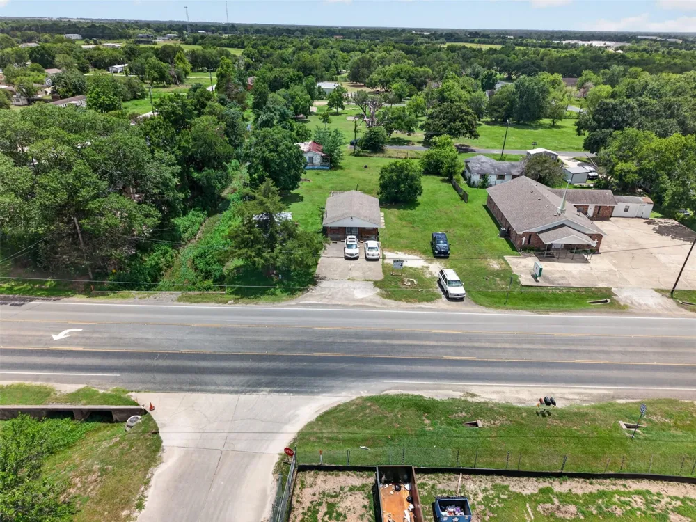 611 Florida Street Navasota, TX 77868