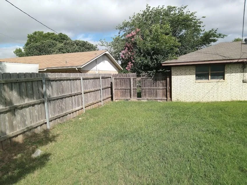4322 Brookdale Drive Brownwood, TX 76801