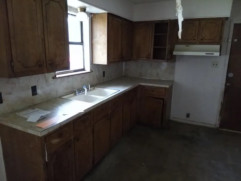 4322 Brookdale Drive Brownwood, TX 76801