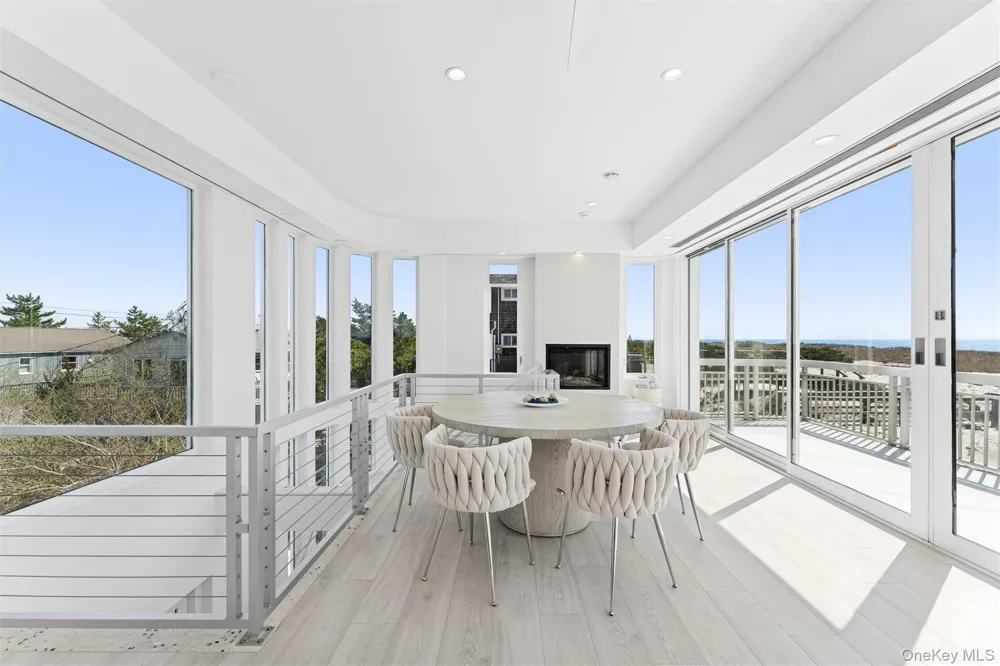 413B Dune Westhampton Beach, NY 11978