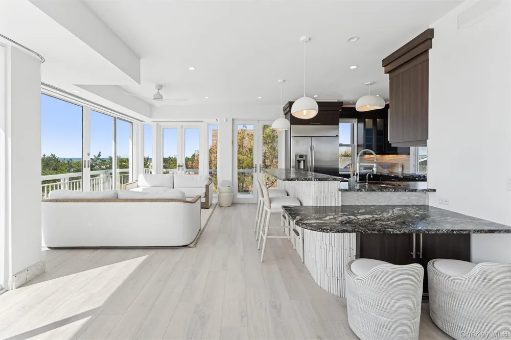 413B Dune Westhampton Beach, NY 11978