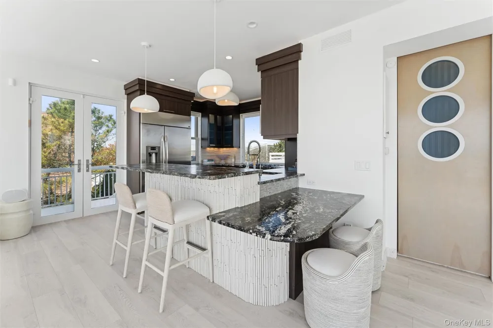 413B Dune Westhampton Beach, NY 11978