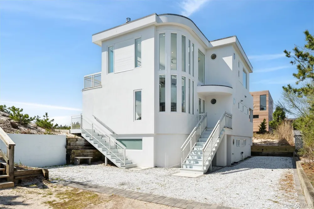 413B Dune Westhampton Beach, NY 11978