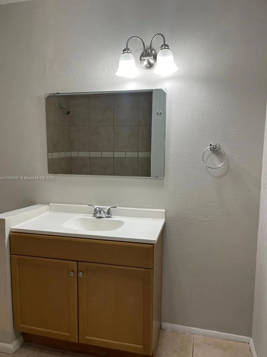 4002 Dolomite #A Orlando, FL 32839