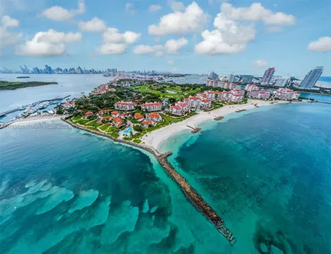 19227 Fisher Island Dr #19227