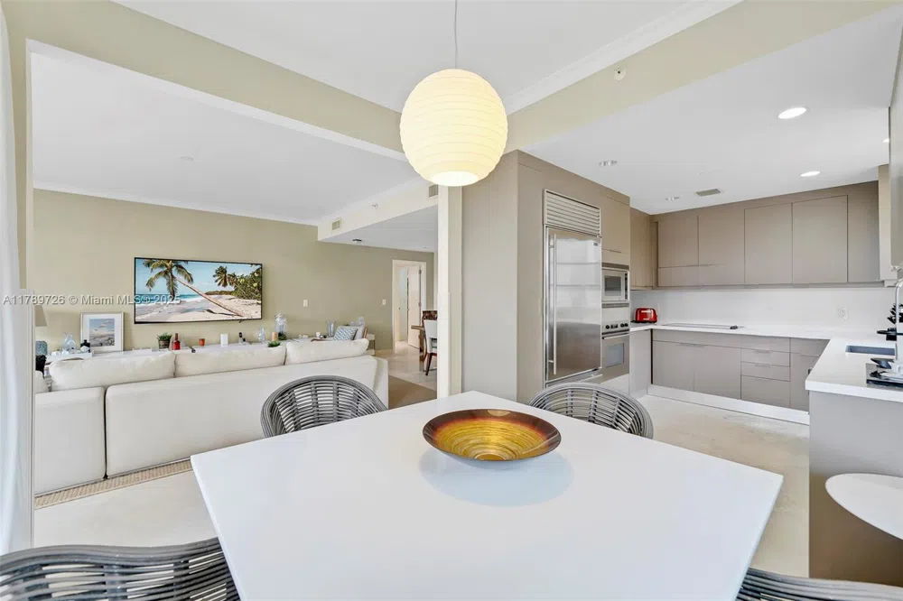 19227 Fisher Island Dr #19227 Miami Beach, FL 33109