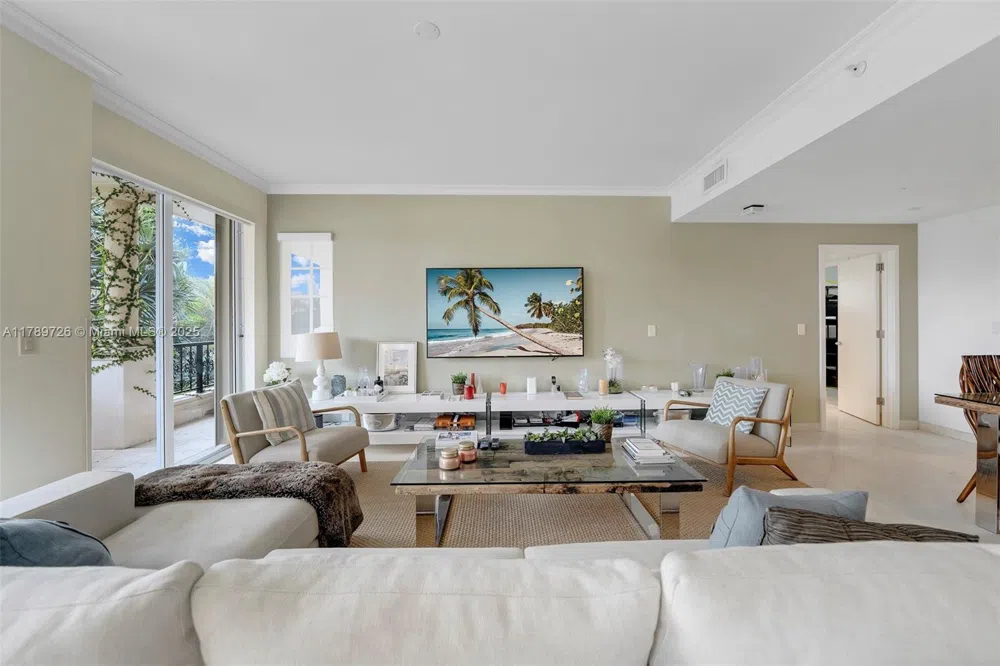 19227 Fisher Island Dr #19227 Miami Beach, FL 33109