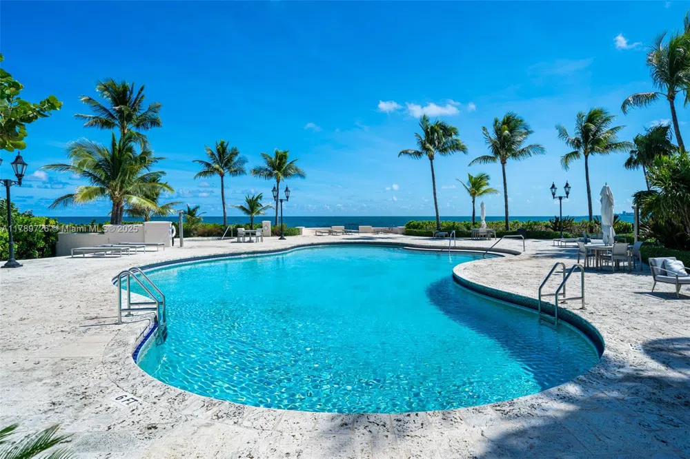 19227 Fisher Island Dr #19227 Miami Beach, FL 33109