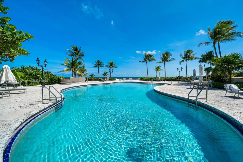 19227 Fisher Island Dr #19227 Miami Beach, FL 33109