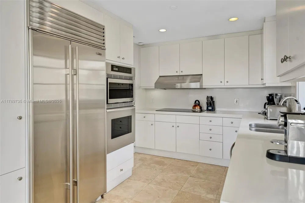19237 Fisher Island Dr #19237 Miami, FL 33109