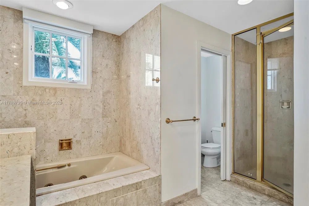 19237 Fisher Island Dr #19237 Miami, FL 33109