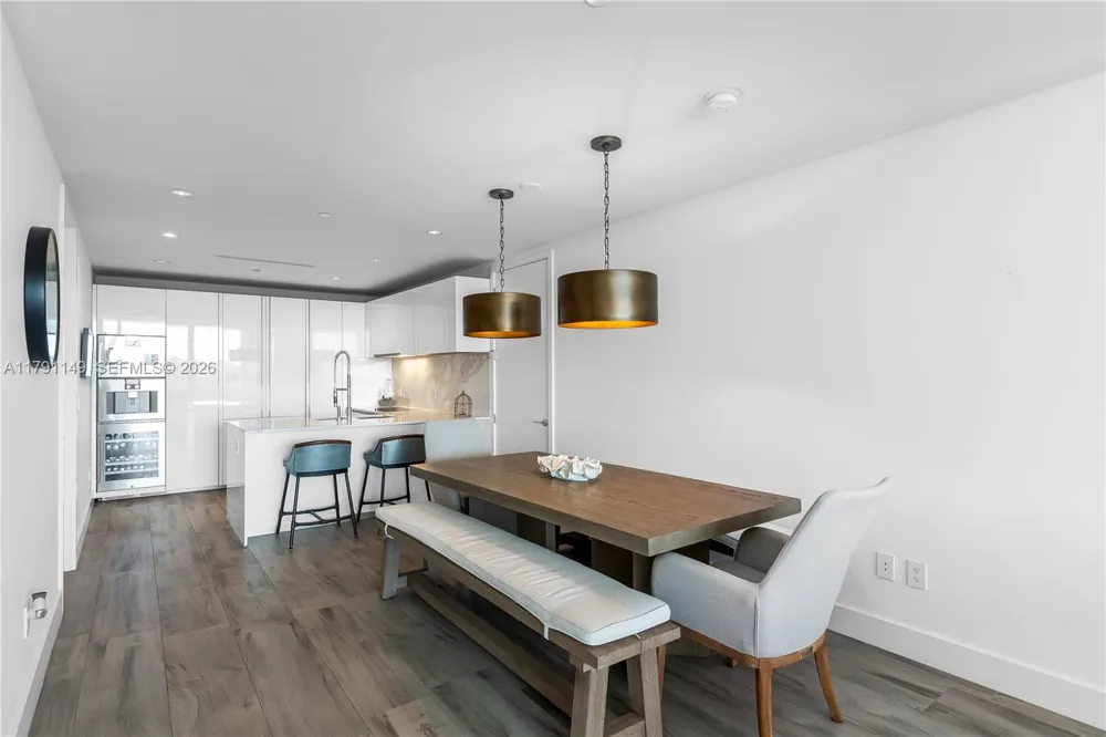 10201 Collins Ave #605 Bal Harbour, FL 33154