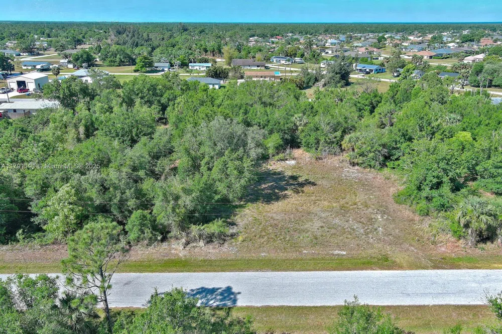 11117 1st Ave Punta Gorda, FL 33955