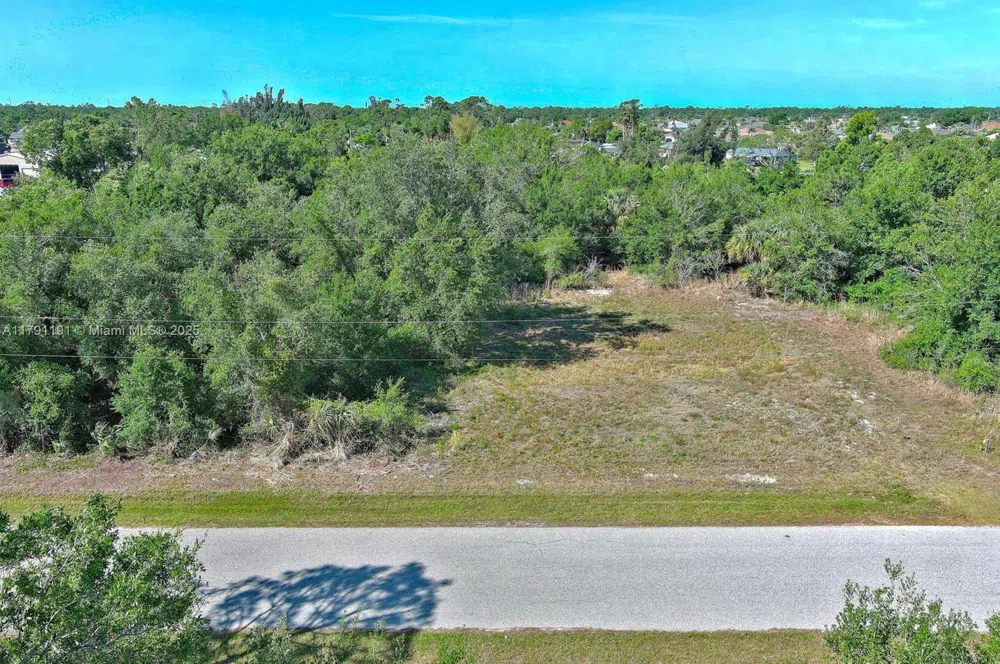 11117 1st Ave Punta Gorda, FL 33955