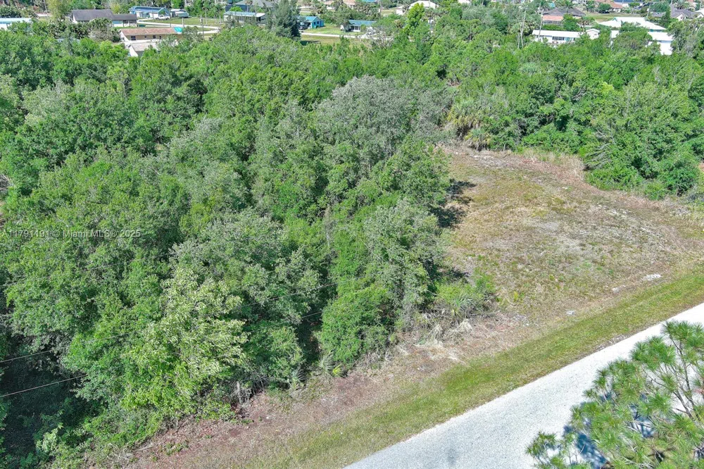 11117 1st Ave Punta Gorda, FL 33955