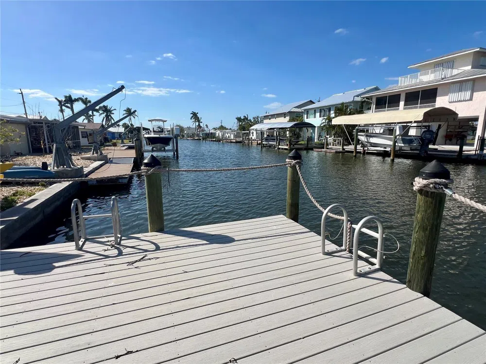 11476 MAY STREET Matlacha, FL 33993