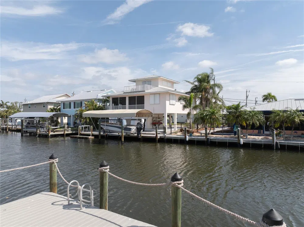 11476 MAY STREET Matlacha, FL 33993