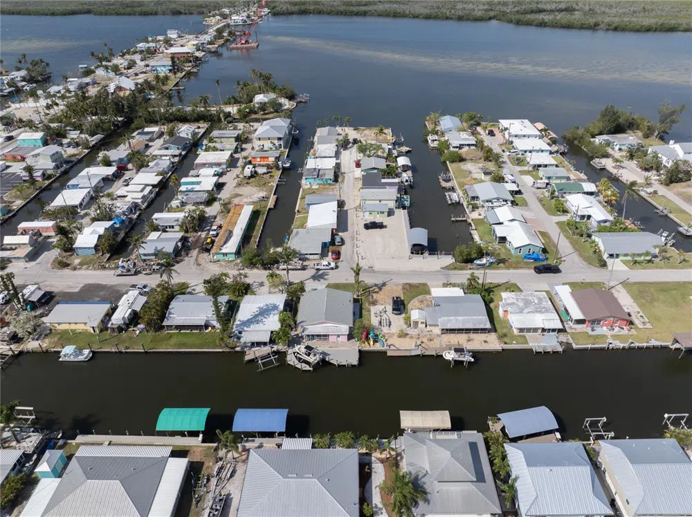 11476 MAY STREET Matlacha, FL 33993