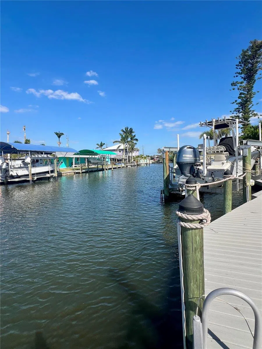 11476 MAY STREET Matlacha, FL 33993