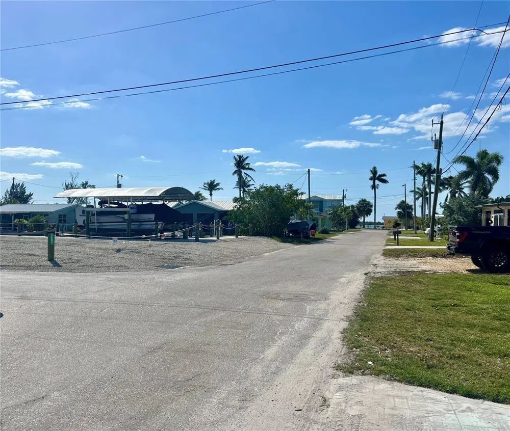 11476 MAY STREET Matlacha, FL 33993