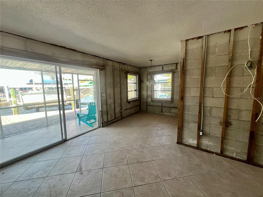 11476 MAY STREET Matlacha, FL 33993