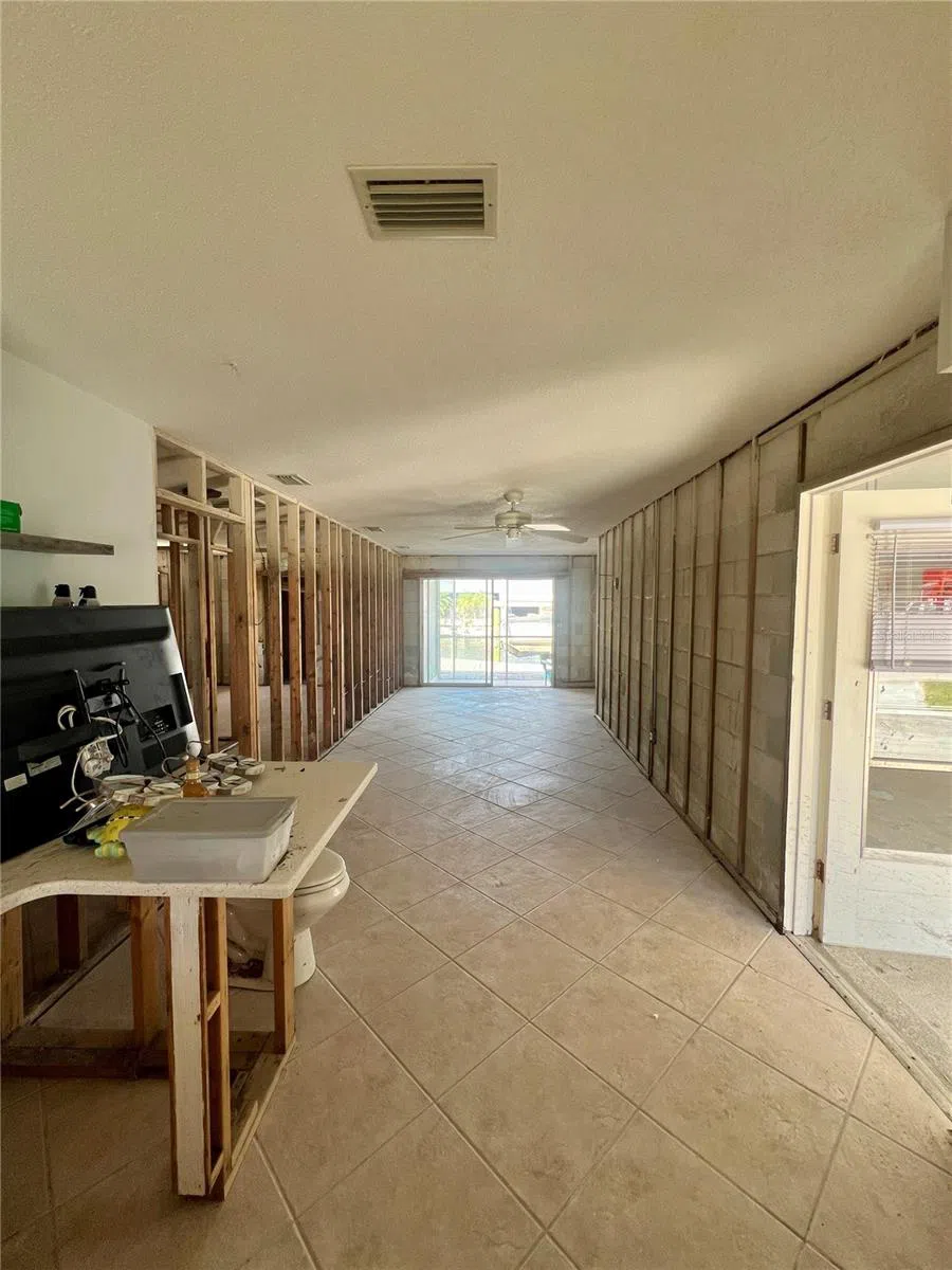 11476 MAY STREET Matlacha, FL 33993
