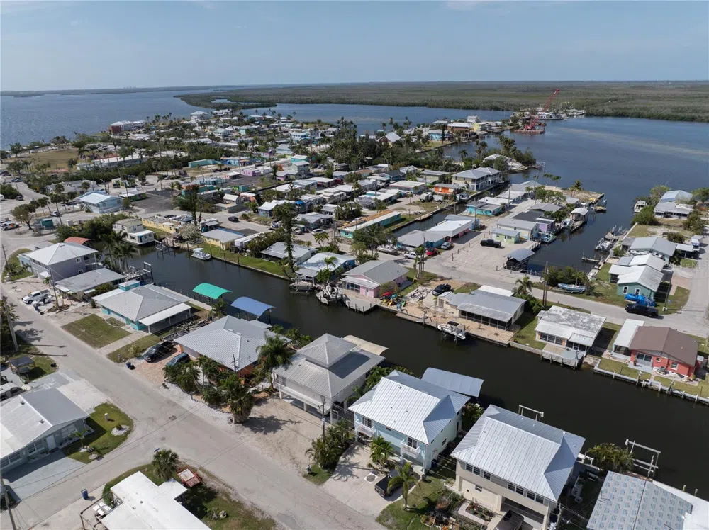 11476 MAY STREET Matlacha, FL 33993