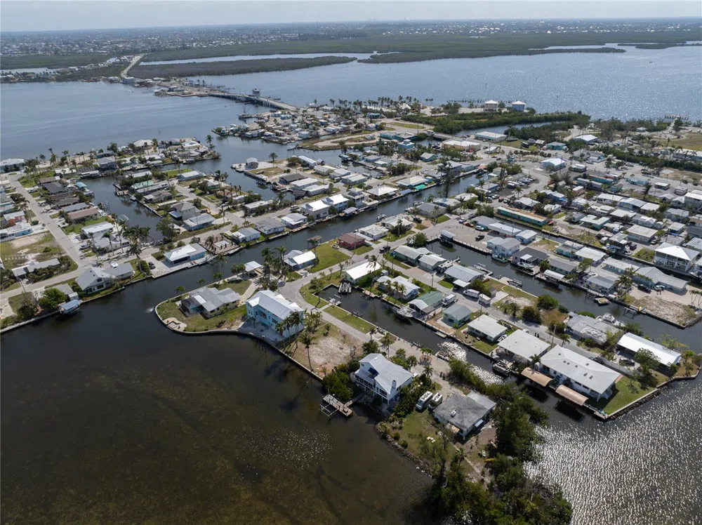 11476 MAY STREET Matlacha, FL 33993
