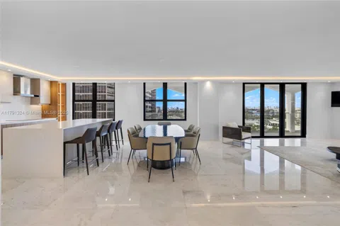9801 Collins Ave #17R