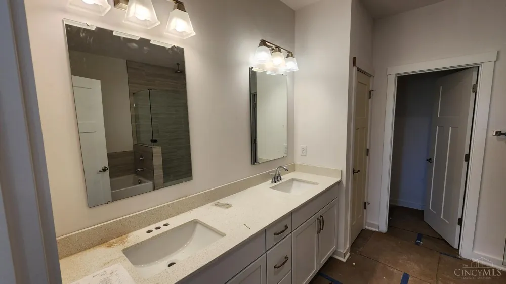 8729 Deer Glen Court Miami, OH 45002