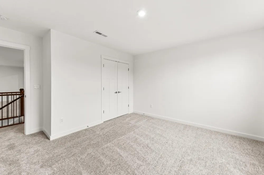 8729 Deer Glen Court Miami, OH 45002