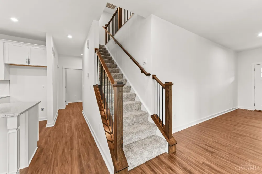 8729 Deer Glen Court Miami, OH 45002