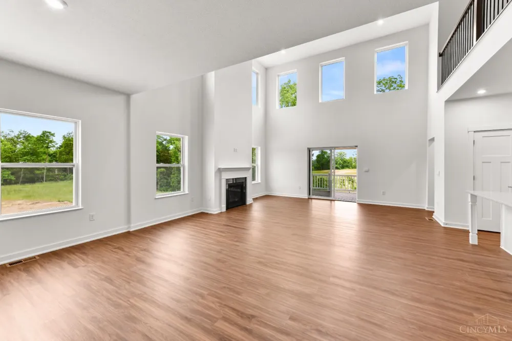 8729 Deer Glen Court Miami, OH 45002