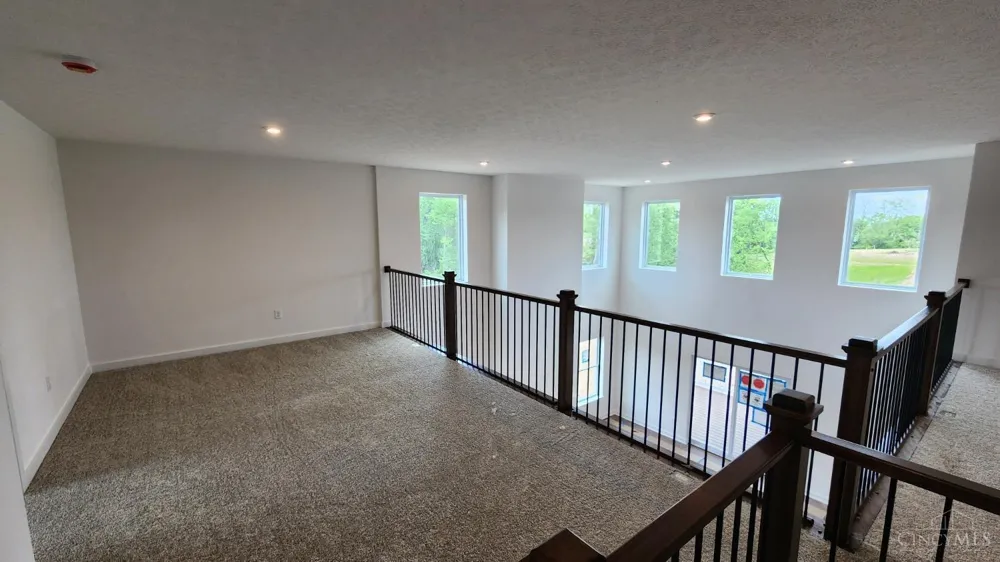 8729 Deer Glen Court Miami, OH 45002